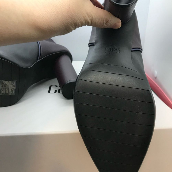 CAbi Bisset Color Block Leather Ankle Boots 10M - Picture 4 of 14